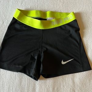 Nike drifit shorts